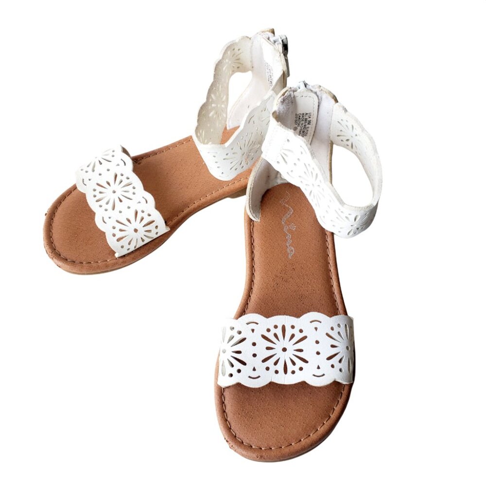 Nina White Sandals with Floral Cutout Design. size 9